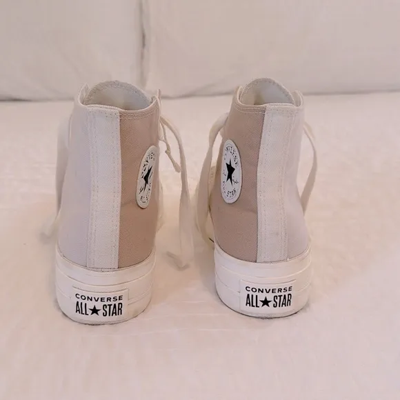 CONVERSE Women's Chuck Taylor Platform HighTop Cream Tan Classic Sneakers 7.5