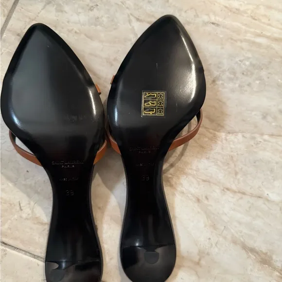 COPY - Saint Laurent Black and Tan Pointed-Toe Heels