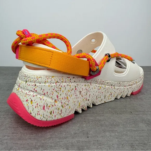 Crocs Hiker Xscape Festival Platform Sandals/Clogs 209666-0WV Women’s Size 8