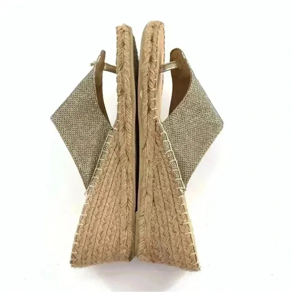 Croft &amp; Barrow sandals size 8.5 gold thong Espadrilles wedges costal granny