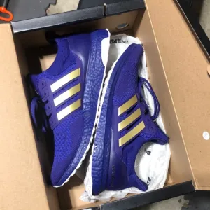 Custom Adidas x UW Huskies Ultraboost 1.0 DNA Shoes w/ Additional Custom Patches