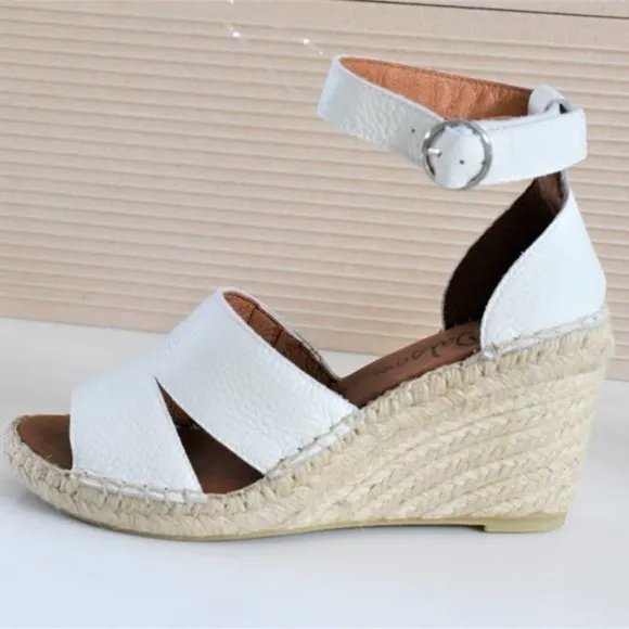 Dalson Soft Grain Leather Espadrilles Sandals