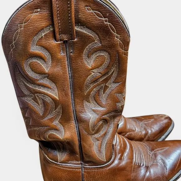 Dan Post Brown Western Cowboy Boots with Embroidered Design(Size 10)