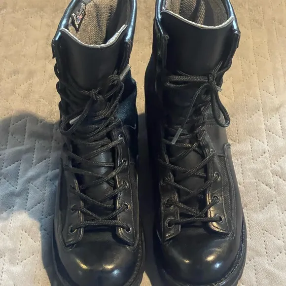 Danner‎ boots mens size 6M black pre-owned condition