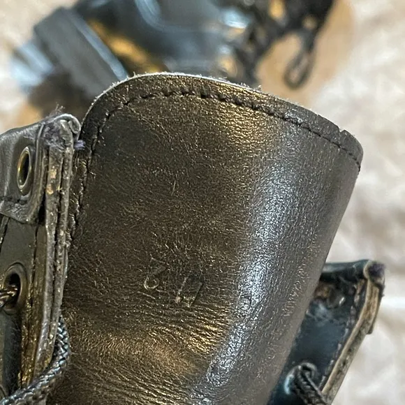 Danner‎ boots mens size 6M black pre-owned condition