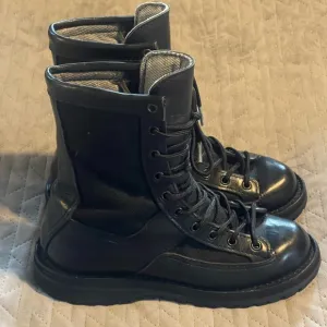 Danner‎ boots mens size 6M black pre-owned condition