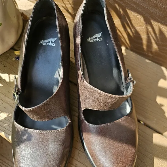 Dansko &quot;Tara&quot; Mary Jane Brown Leather Shoes