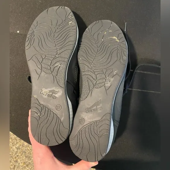 {Dansko} Gym shoes
