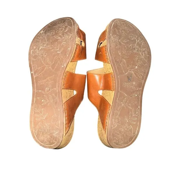 Dansko Leeann Sandals Women's Size 11.5 Tan Leather Slip On Comfort Shoes