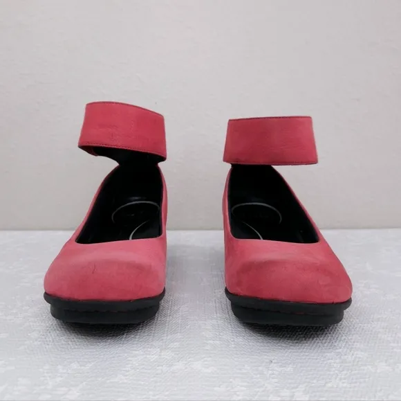 DANSKO Lulu Wedge