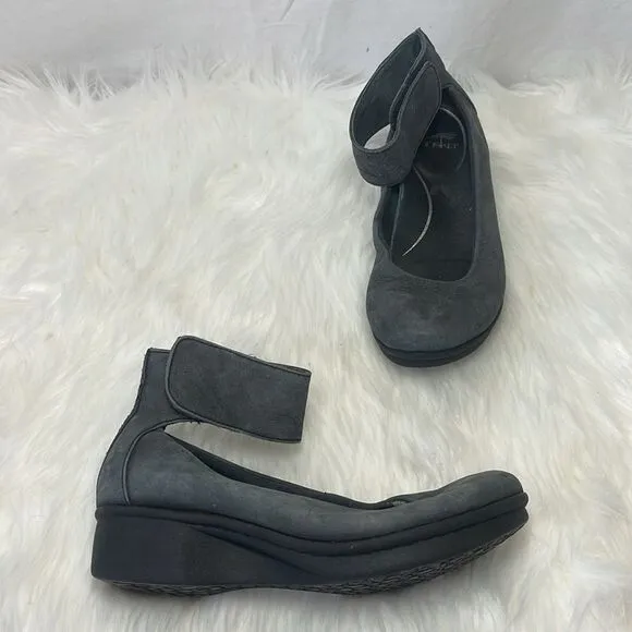Dansko Lulu Dusky Grey-Black Ankle Strap Wedge Shoes Sz 37/US 6.5-7