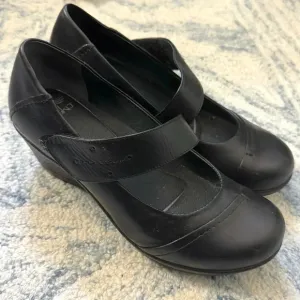 Dansko Ruby Burnished Nappa Leather Mary Jane Wedge Pump Shoes Black Women's 40