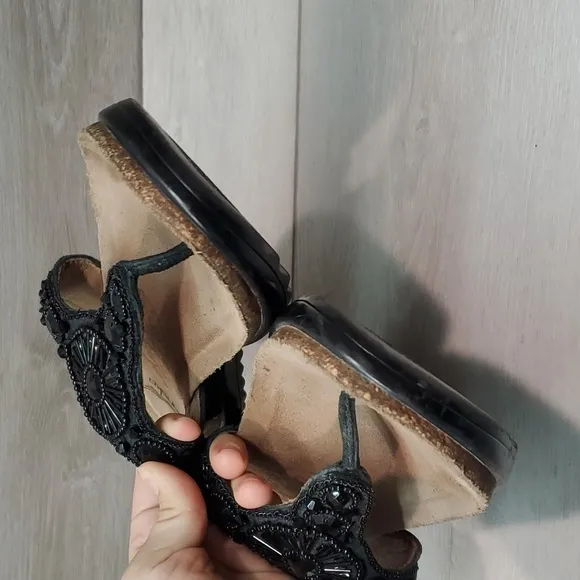 Dansko Women Thong Sandals Wedge shoes sz 40/9.5-10