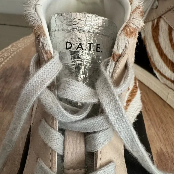 D.A.T.E. Women’s Hawk Animalier Zebra Luxury Fashion‎ High Top Sneakers Sz 7