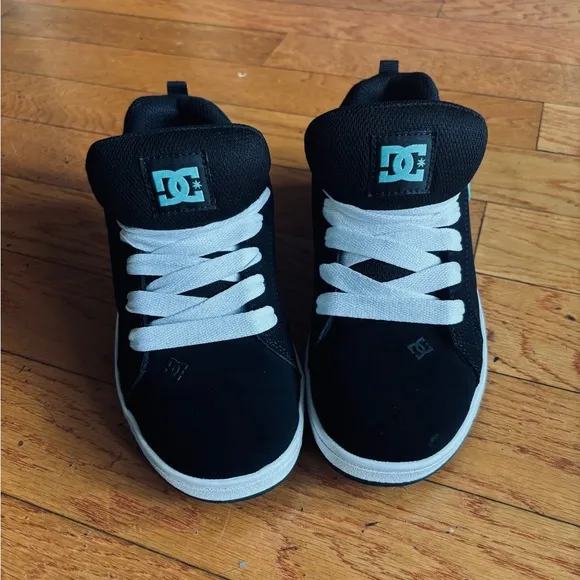DC Black and Teal Skate Shoes