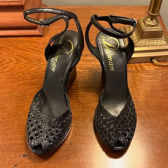 Delman Black Leather Woven Peep toe Sandals 4” heel Size 9.5 MSRP $295
