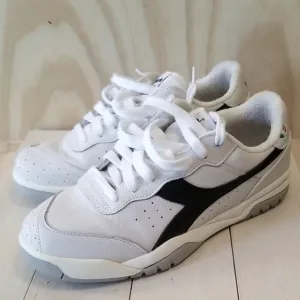 Diadora MAVERICK H.O.C.  men's shoes black/ White ITALY LOGO Mens sz 10 1/2