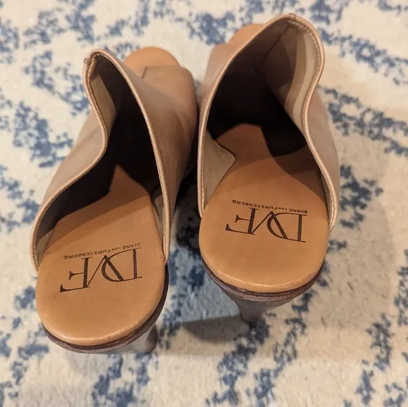 Diane von Furstenberg Platform Faye Sandals Size 9.5