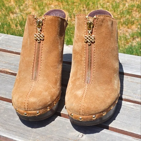 Diane Von Furstenberg suede wedge shoes