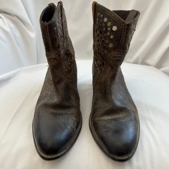 Diba True Womens Boots FLYING SOLO Studded Ankle Western Pull On Cowboy Sz 8.5