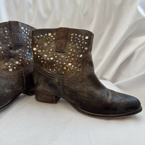 Diba True Womens Boots FLYING SOLO Studded Ankle Western Pull On Cowboy Sz 8.5