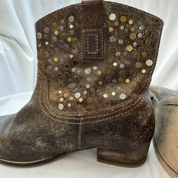 Diba True Womens Boots FLYING SOLO Studded Ankle Western Pull On Cowboy Sz 8.5