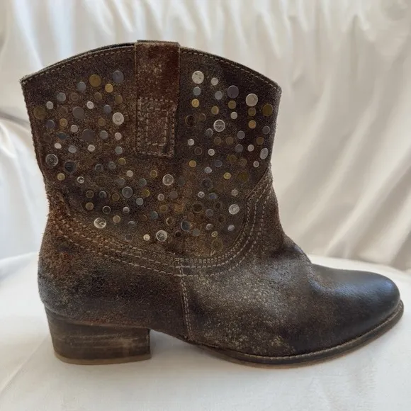 Diba True Womens Boots FLYING SOLO Studded Ankle Western Pull On Cowboy Sz 8.5