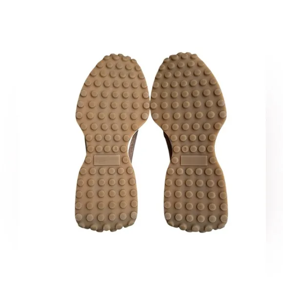 Diba True Women’s “Kind Words” Sneaker in Sigaro/Bronze Size: 8
