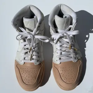 Dipped Retro Air Jordan 1 high top lustre white leather with tan toe &amp; gold logo