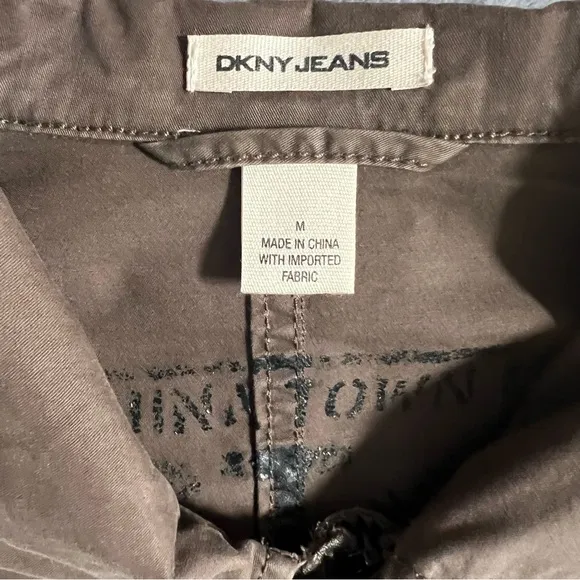DKNY JEANS BROWN BUTTON DOWN CARGO LIGHTWEIGHT JACKET SIZE MEDIUM