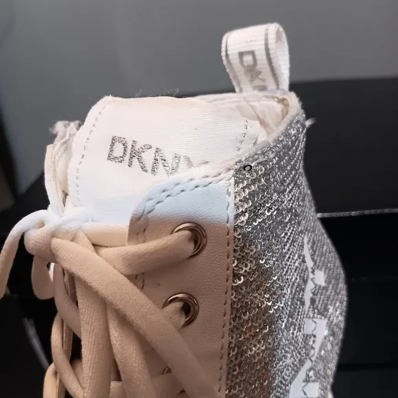 DKNY Sophie Silver‎ High-Top Wedge Sneakers Women's Sz 7.5