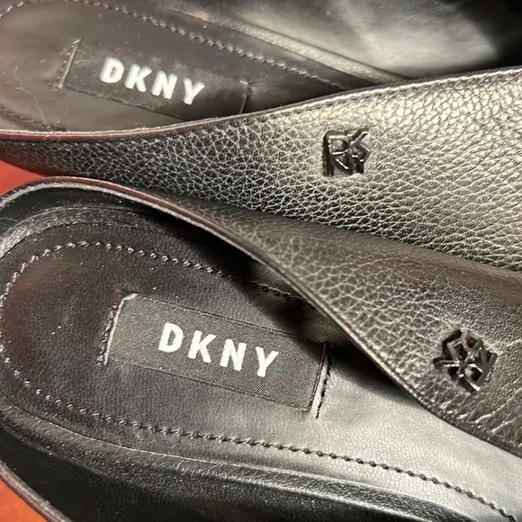 DKNY Women's Black Leather Mules 9
