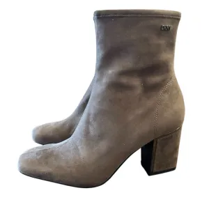 DKNY Women's Cavale Suede Bootie NEW Size 10