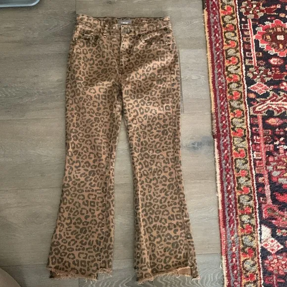 DL1961 High Rise Jeans Cropped Jaguar Animal Print Jeans 25