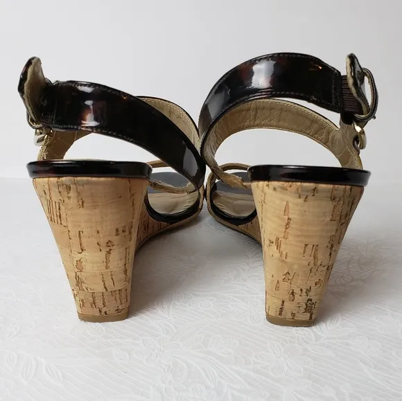 Do not buy!!!!459 Stuart Weitzman tortoiseshell cork wedges
