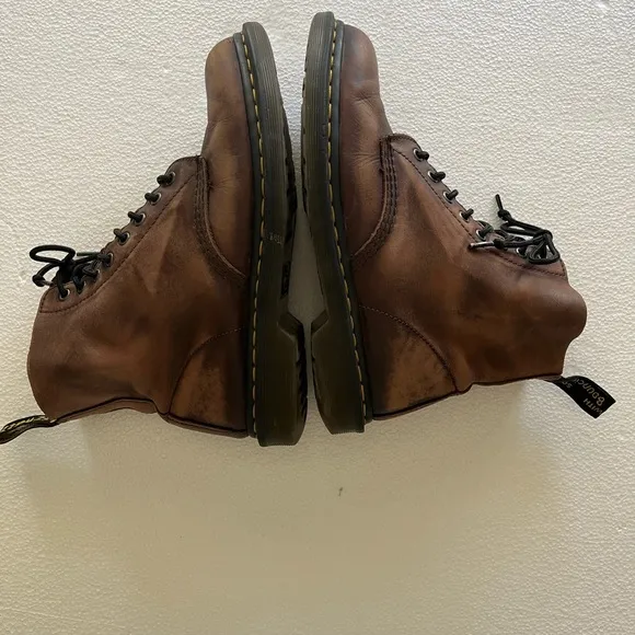 Doc Martens Pascal boots Men’s size 10
