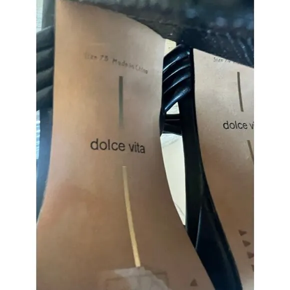 Dolce Vita Abriel Platform Sandals in Black