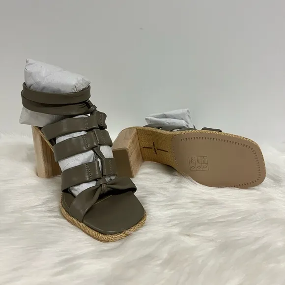 Dolce Vita Olema Heel Sandals In Dark Olive Leather Size 7 NWOB
