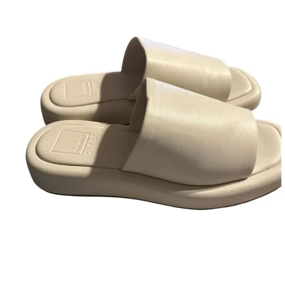 Dolce Vita size 8 Roxy Ivory Stella slip-on platform Sandals Elegant/Versatile