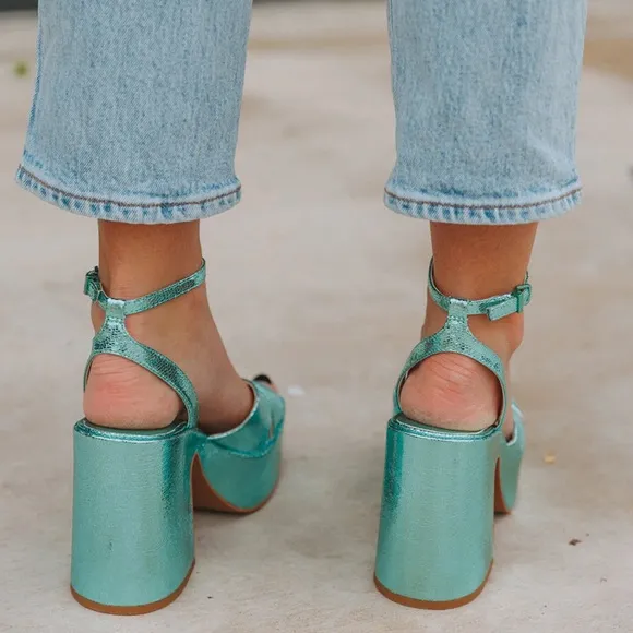 Dolce Vita Wessi Crackled Platform Block Heel Dress Sandals