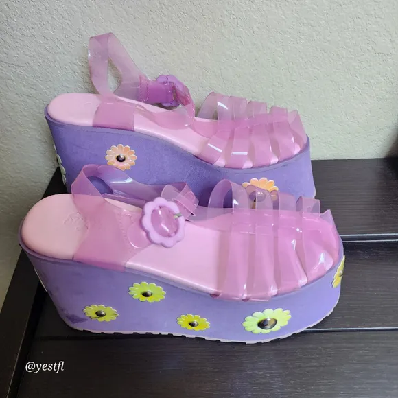 Dolls Kill Daisies Jelly Sandals Size 6