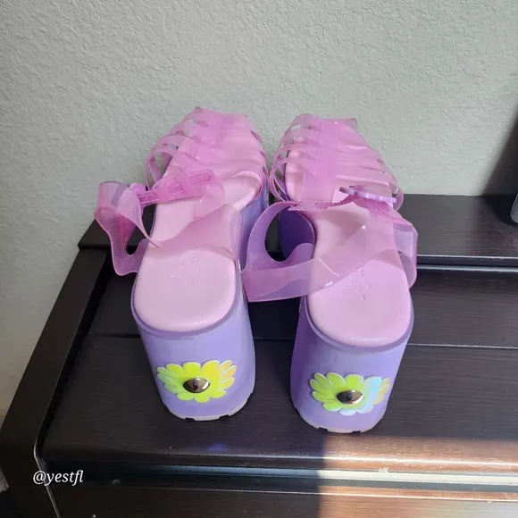 Dolls Kill Daisies Jelly Sandals Size 6