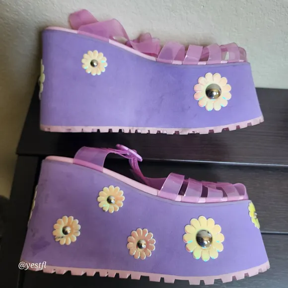 Dolls Kill Daisies Jelly Sandals Size 6