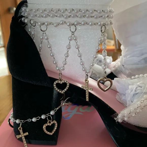 Dolls Kill, Sugar Thrills, Holy Revelation Black Platform Sandals, size 6M. NWT