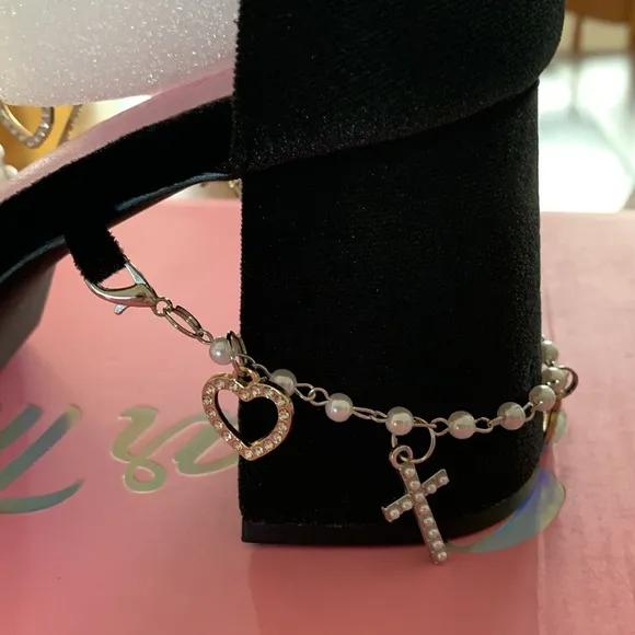 Dolls Kill, Sugar Thrills, Holy Revelation Black Platform Sandals, size 6M. NWT