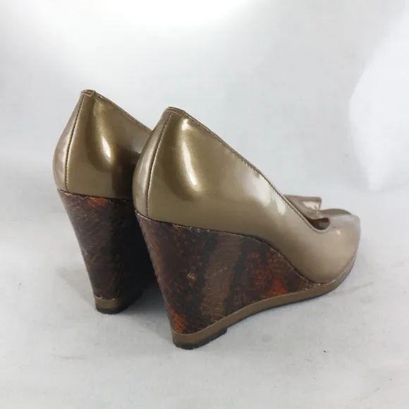 Donald J Pliner 'Habiki' Wedge Pump Shoes Sz 7 US Wmn