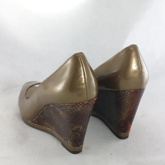 Donald J Pliner 'Habiki' Wedge Pump Shoes Sz 7 US Wmn