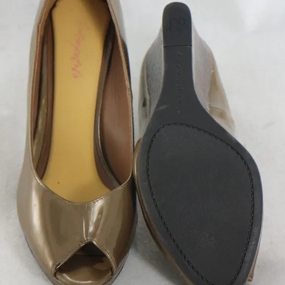 Donald J Pliner 'Habiki' Wedge Pump Shoes Sz 7 US Wmn