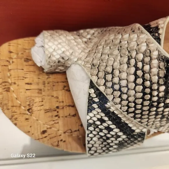 Donald Pliner &quot;Sisu&quot; Python Print Wedge Sandals. NIB. Size 36/5.5