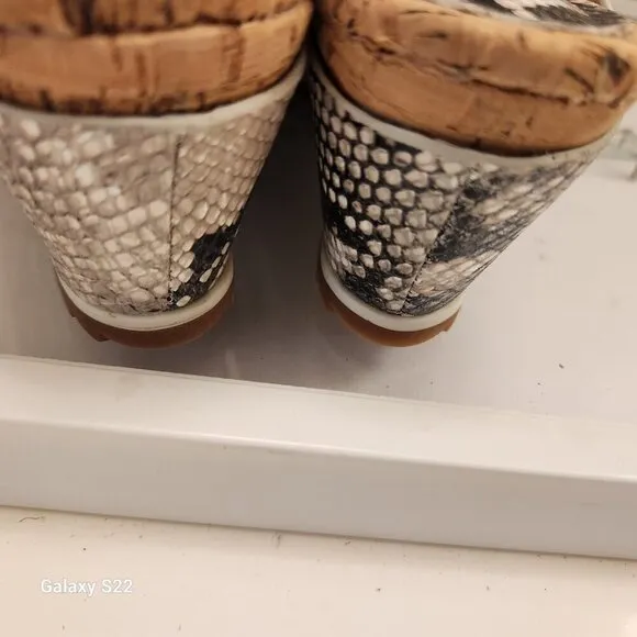Donald Pliner &quot;Sisu&quot; Python Print Wedge Sandals. NIB. Size 36/5.5